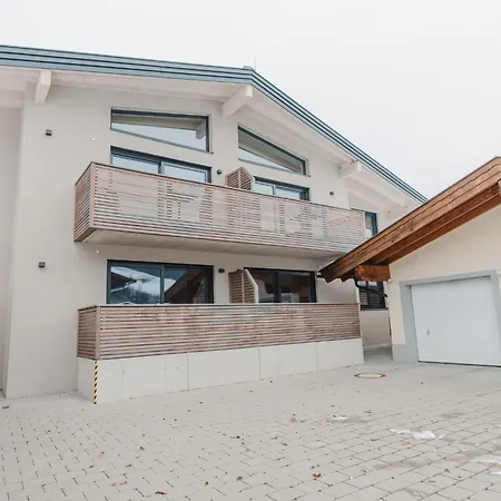 Georgen- Schmitten-maiskogel By Interhome *